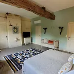 Au Do'mayne Des Bouilles - & Piscine 4*