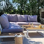 Au Do'mayne Des Bouilles - & Piscine 4* Lussac (Gironde)