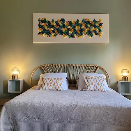 Bed and breakfast Au Do'mayne Des Bouilles - & Piscine Lussac (Gironde)